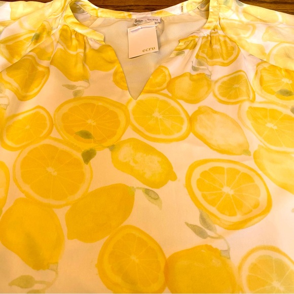 Loren Flutter Sleeve Blouse in Yellow Size XS - Picture 3 of 8